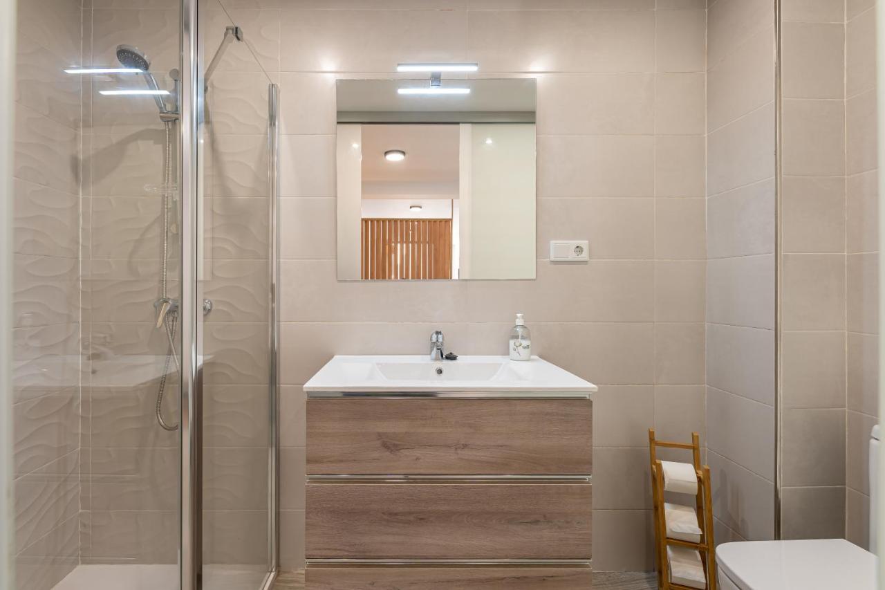 פואנגירולה La Trinidad Suites מראה חיצוני תמונה